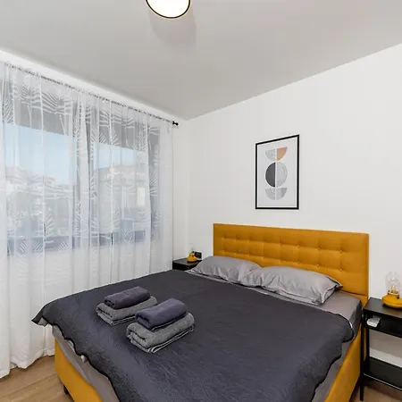 6-person With 3 En-suites Apartman *
