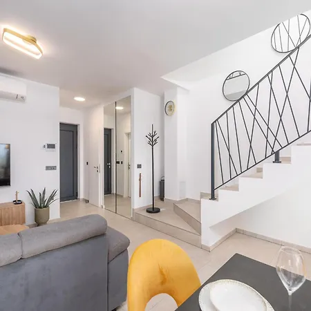 6-person With 3 En-suites * Novigrad Istria