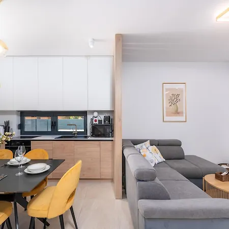 Apartment 6-person With 3 En-suites *